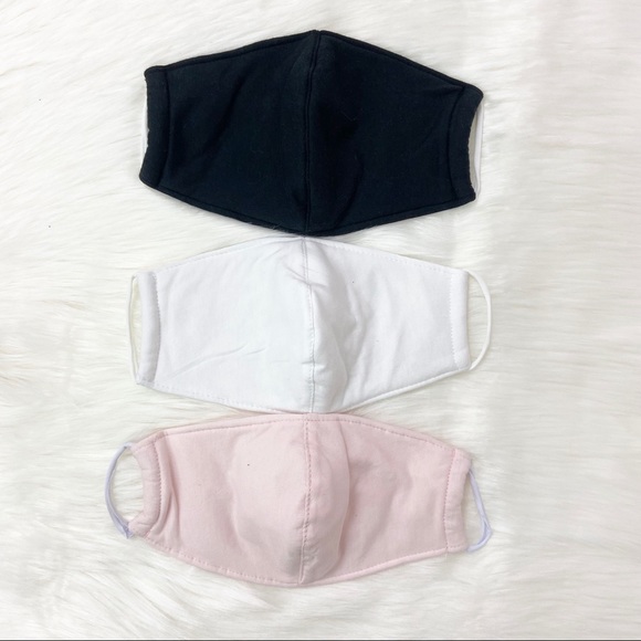 22 DECEMBER Accessories - 5 HANDMADE IN USA -  washable cotton face mask